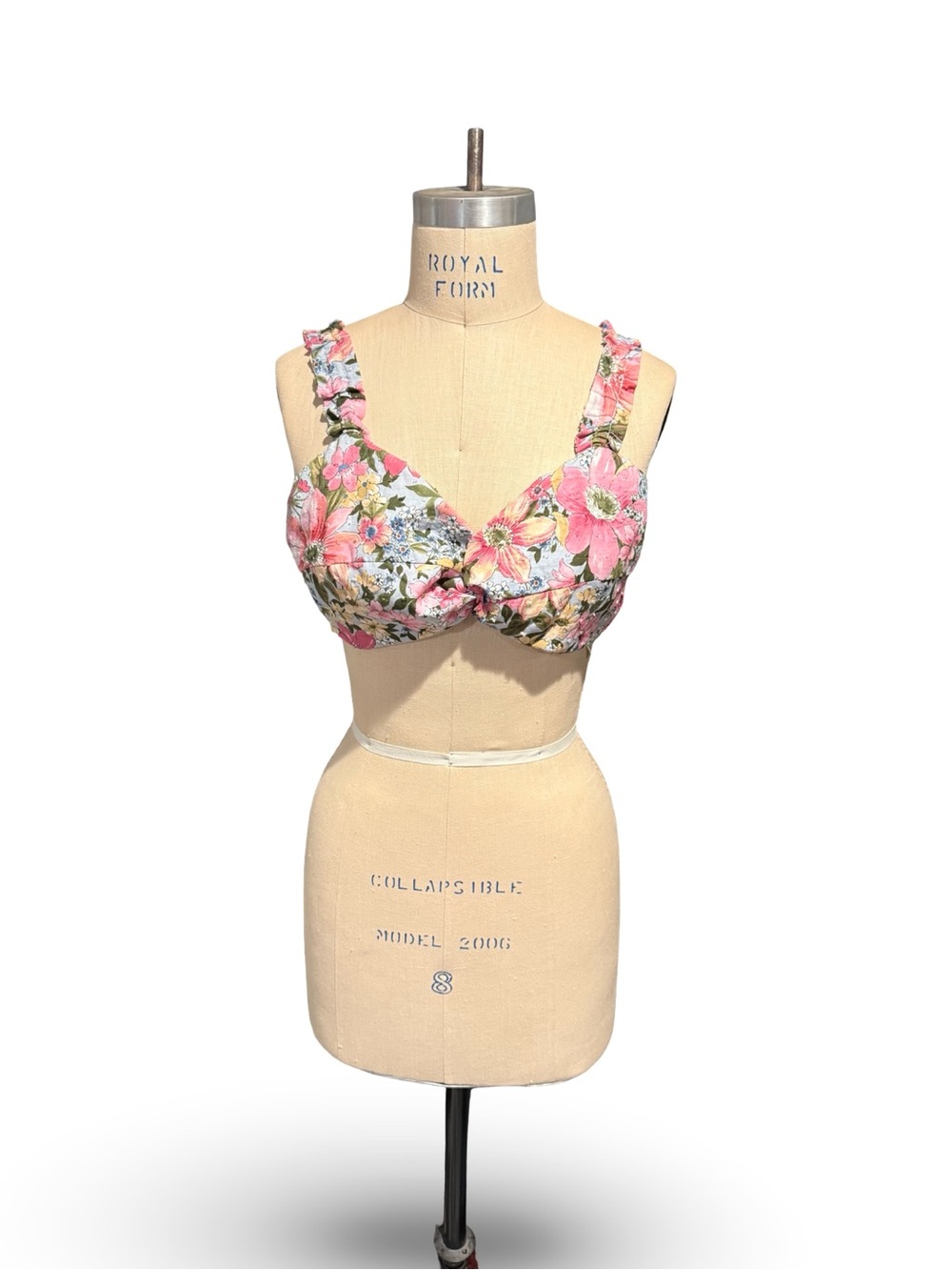 Floral Twist-Front Crop Top in Pink